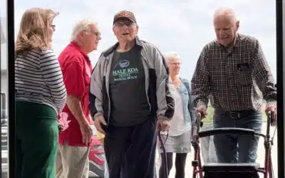 WWII and Vietnam Veterans Visit Missouri’s National Veterans Memorial